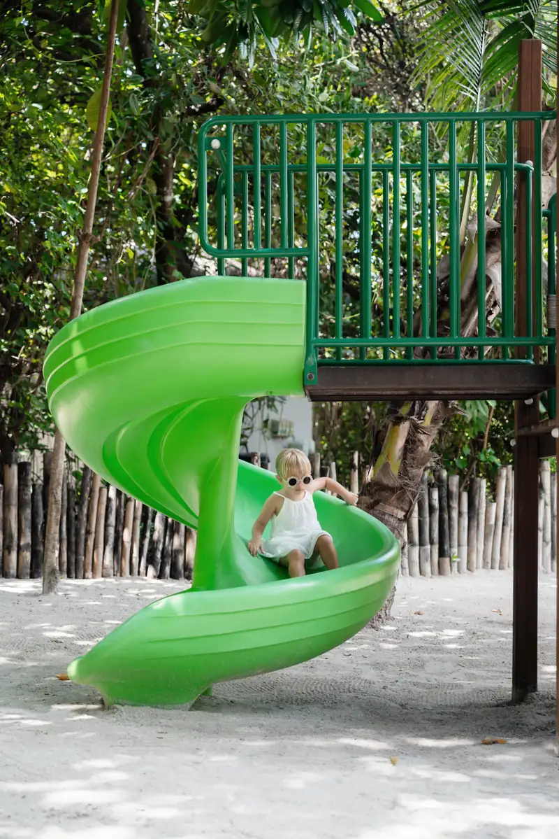 HURAWALHI ISLAND RESORT